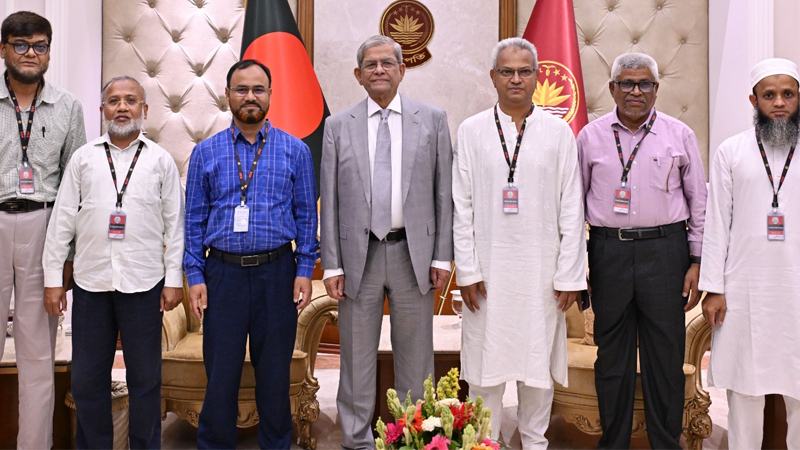 জনকল্যাণে ডিজিটাল প্রযুক্তি খাতে গবেষণা ও নতুন উদ্ভাবনে এগিয়ে আসার আহ্বান রাষ্ট্রপতির
