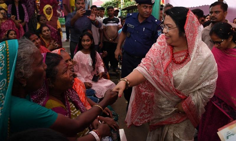 সাম্প্রদায়িক সম্প্রীতি বজায় রেখে জনগণের সেবায় কাজ করতে হবে: খাদ্যমন্ত্রী