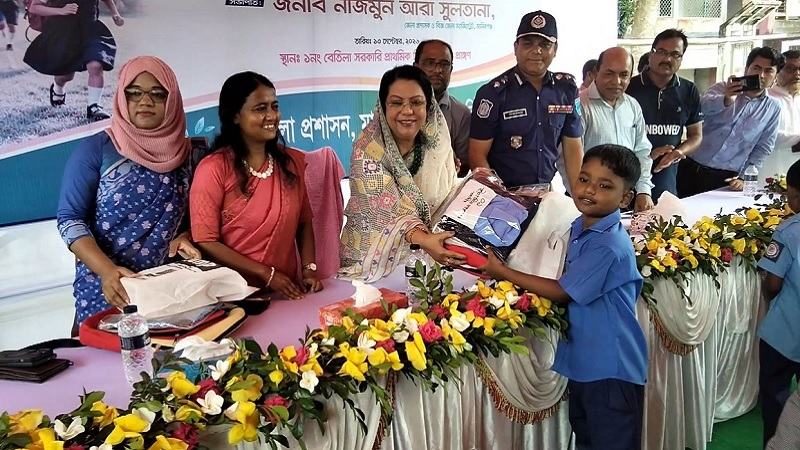অর্থের অভাবে কোনো শিক্ষার্থী শিক্ষা থেকে বঞ্চিত হবে না: খাদ্যমন্ত্রী