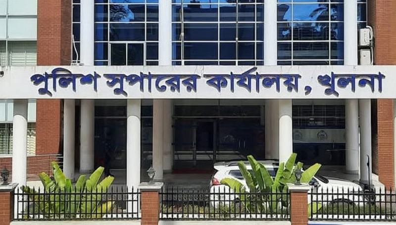 খুলনায় রাতে পুলিশ সদস্যদের একা চলাচল না করতে নির্দেশ