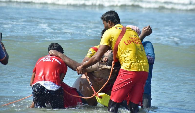 কক্সবাজার সৈকতে নিখোঁজ আরেক পর্যটকের মরদেহ উদ্ধার, মৃত বেড়ে ৪