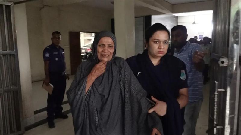 গোডাউনে আগুনের মামলা করেছিলেন বৃদ্ধা, নাশকতার মামলায় তিনিই এখন কারাগারে