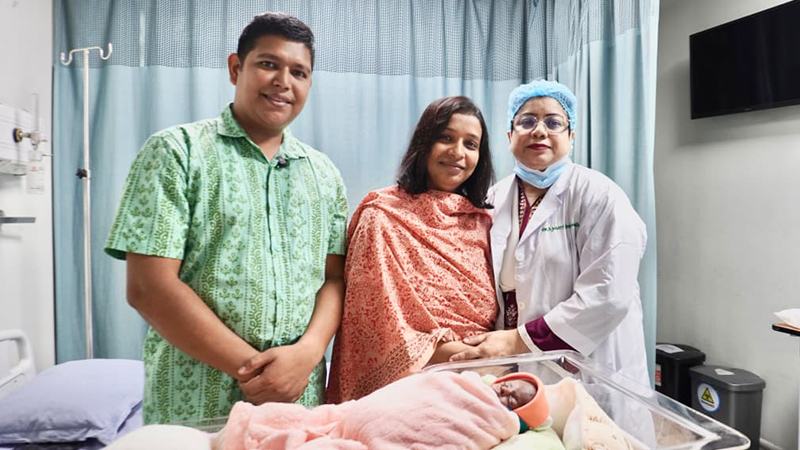 ৬০০ গ্রাম ওজন নিয়ে জন্ম, দুই মাস পর বাড়ি ফিরল চারুমতি