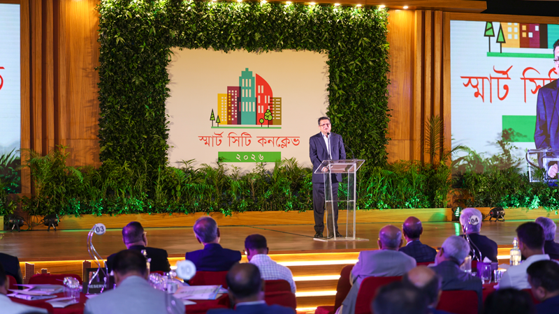 নাগরিক থেকে আবাসন প্রতিষ্ঠান, নগর পরিবহন কেউই নিয়মকানুন মানতে চায় না