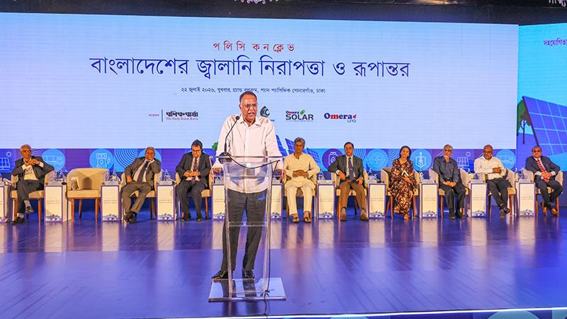 জ্বালানি সংকটের সুরাহা না হলে সরকারের অন্য সব লক্ষ্য অর্জন কঠিন হয়ে পড়বে