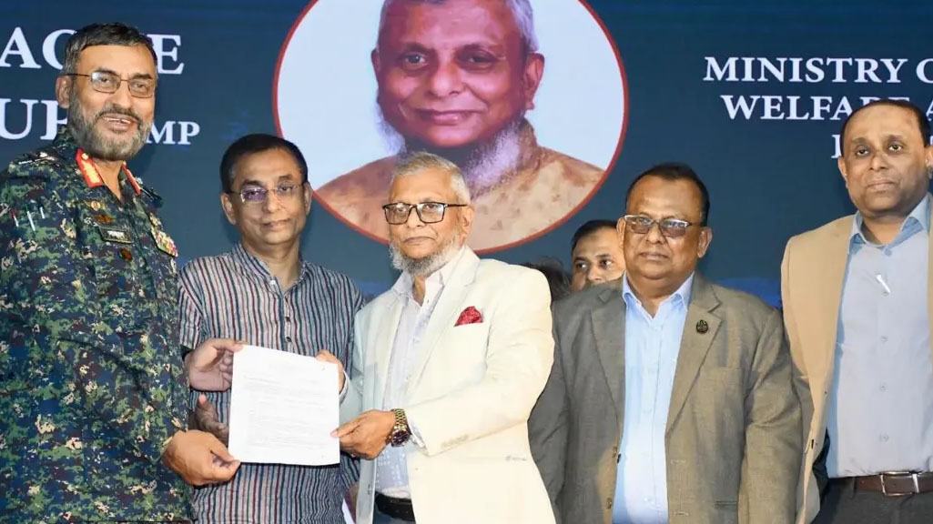 বাংলাদেশ এখন আর অদক্ষ শ্রমিক বি‌দে‌শে পাঠাবে না : প্রবাসী কল্যাণমন্ত্রী