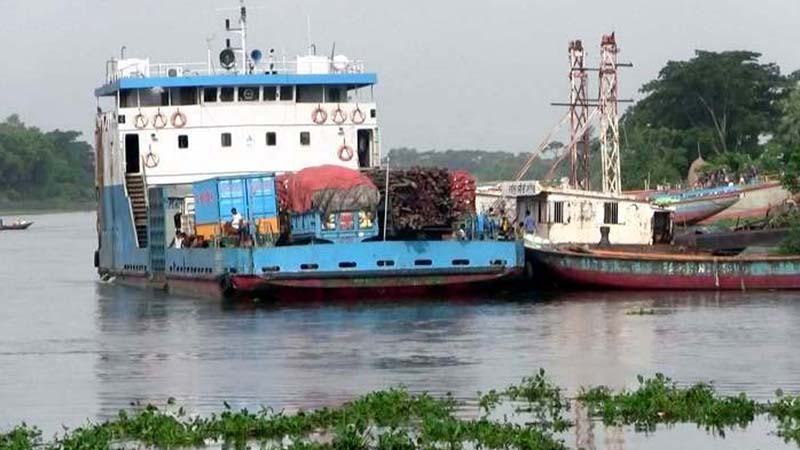 লক্ষ্মীপুর-ভোলা-বরিশাল রুটে ২ দিন পর নৌযান চলাচল শুরু