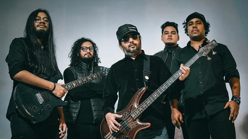 ‘মা’ শিরোনামে নতুন গান প্রকাশ করল শিরোনামহীন