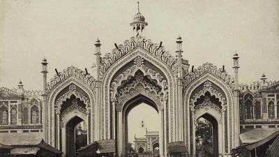 নবাবি শিল্পকলা ও স্থাপত্যশৈলীর শহর