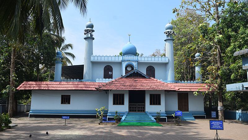 ভারতের প্রথম মসজিদ ও তুহফাৎ উল মুজাহিদিন