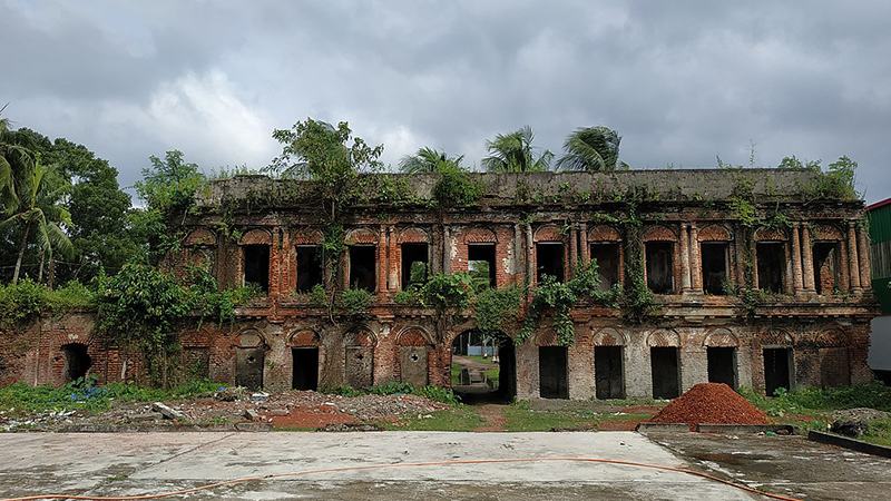 ঐতিহ্যের সাক্ষী