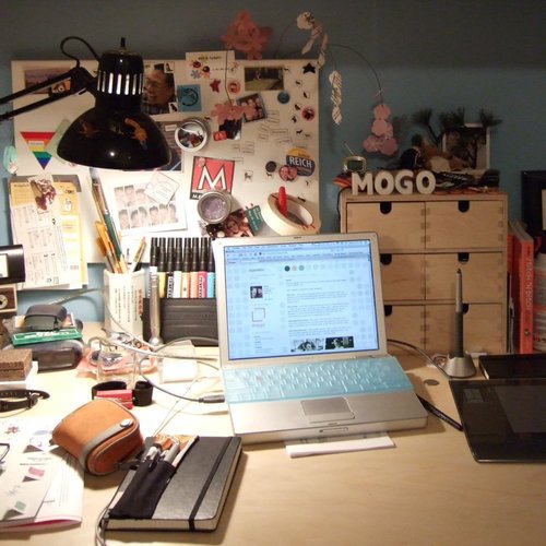 messy room3