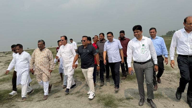 লালমনিরহাটে মোগলহাট স্থলবন্দর চালুর সম্ভাবনা পরিদর্শনে নৌপরিবহন প্রতিমন্ত্রী