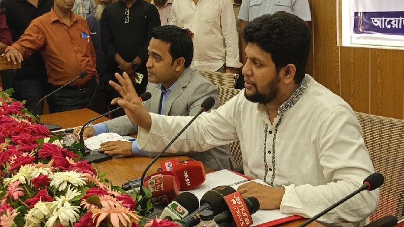 আগামী সপ্তাহে ফ্যাসিস্ট ও খুনি শেখ হাসিনার বিচার হবে—মাহফুজ আলম