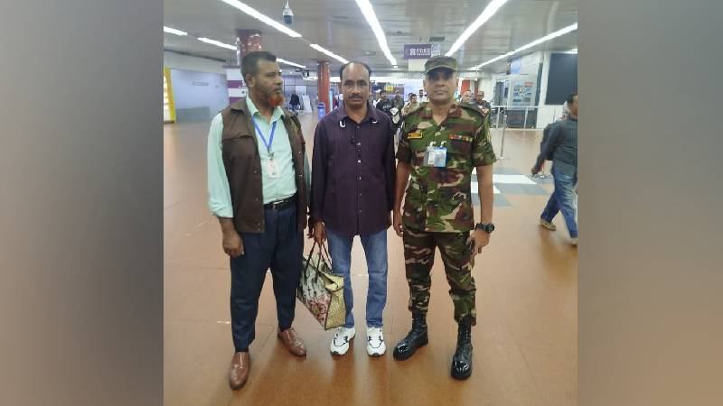 ১৯ বছর পর দেশে ফিরলেন সুদানে আটকে পড়া গাইবান্ধার ময়নুল