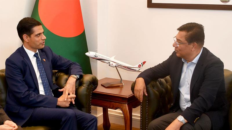 বেসামরিক বিমান পরিবহন ও পর্যটন মন্ত্রীর সঙ্গে নেপালের রাষ্ট্রদূতের সাক্ষাৎ