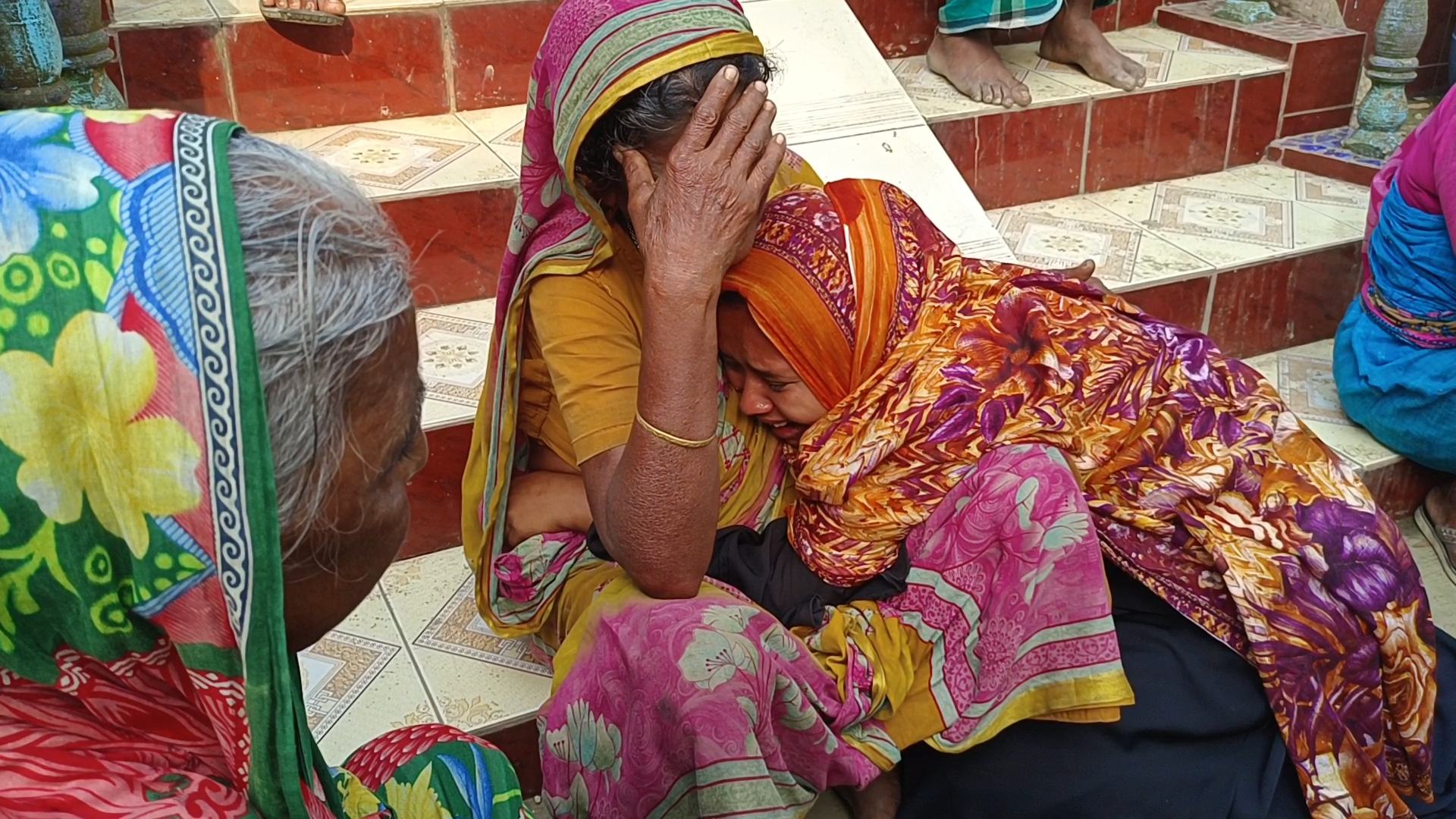 মানিকগঞ্জে শিশুকে হত্যা, জড়িত সন্দেহে গণপিটুনিতে নিহত আরো ২