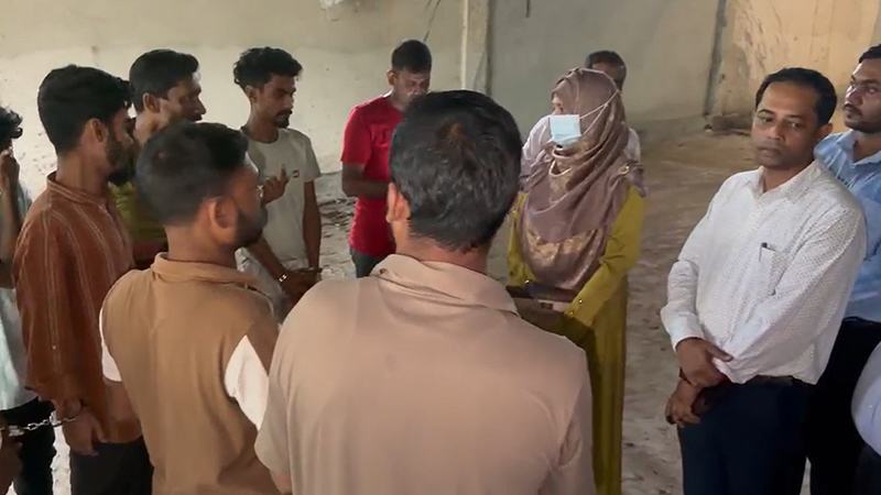 মানিকগঞ্জে ১৩টি ঘোড়া জবাই করে মাংস প্যাকেটজাত করার দায়ে ৯ জনের কারাদণ্ড
