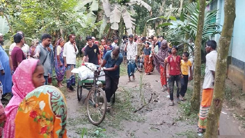 গাইবান্ধায় নিখোঁজ বৃদ্ধার মরদেহ মিলল জঙ্গলে, তিন ছেলে ও স্ত্রীসহ ৫ জন আটক