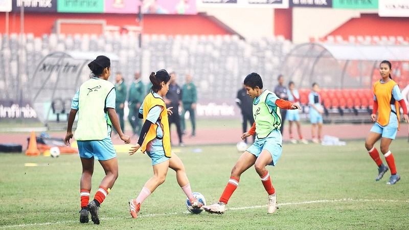 র‍্যাংকিংয়ে ৩০ ধাপ এগিয়ে থাকা আজারবাইজানের মুখোমুখি হচ্ছেন ঋতুপর্ণারা