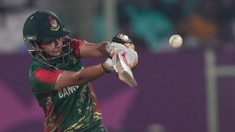 বাংলাদেশকে ১০ উইকেটে হারিয়ে সেমিফাইনালে অস্ট্রেলিয়া