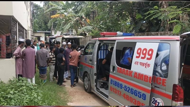 রায়পুরে মা ও তিন মেয়েকে নৃশংস হত্যার ঘটনায় পৃথক দুই মামলা, অভিযুক্তের লাশ হিমঘরে