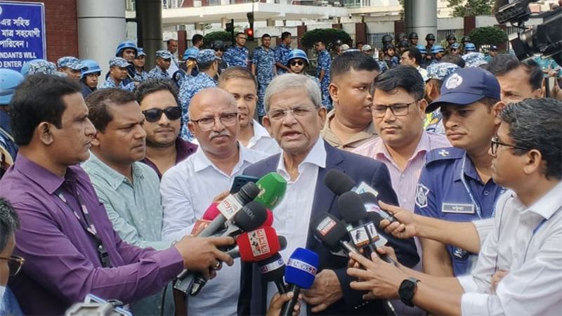 খালেদা জিয়ার ফিরে আসা গণতন্ত্রের উত্তরণকে সহজ করবে: মির্জা ফখরুল