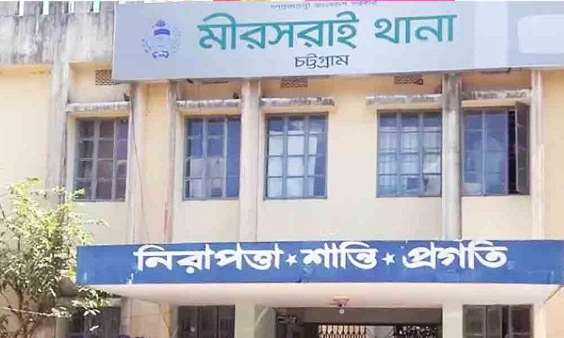 মিরসরাইয়ে পর্যটক ও অটোরিকশা চালকদের সংঘর্ষে আহত ১০
