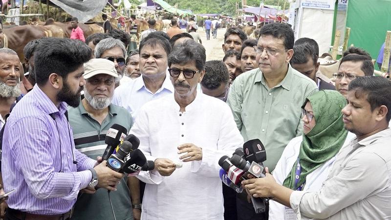 নিরাপদ হাট ব্যবস্থাপনায় সর্বাত্মক ব্যবস্থা নেয়া হয়েছে: মৎস্য ও প্রাণিসম্পদ মন্ত্রী