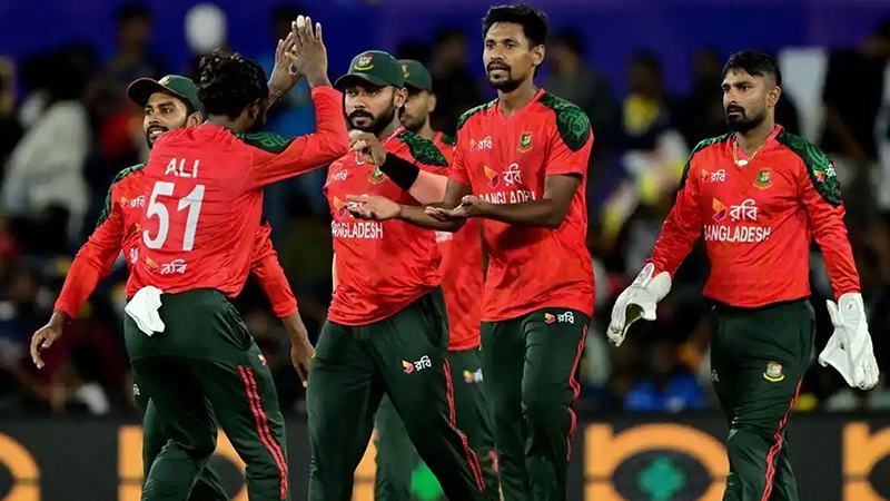 শান্ত-জাকেরকে বাদ দিয়ে বাংলাদেশের বিশ্বকাপ স্কোয়াড ঘোষণা
