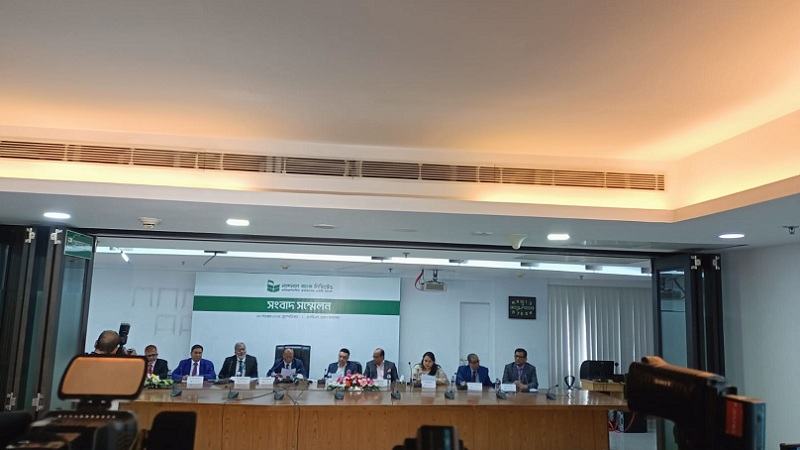 দুই-তিন মাসের মধ্যে ন্যাশনাল ব্যাংক সংকট কাটিয়ে উঠবে