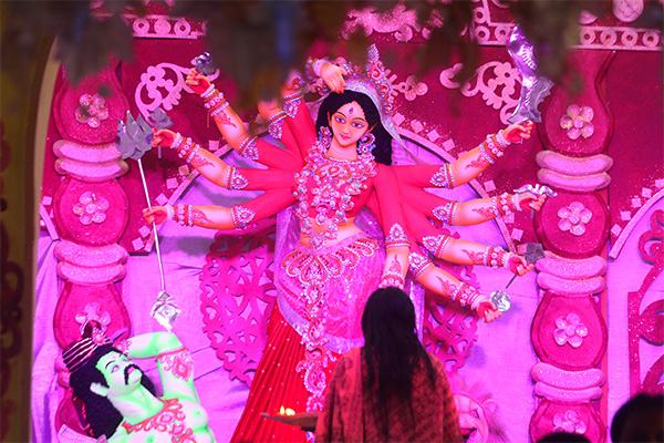 দুর্গোৎসব সর্বলোকের