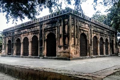 সমাধিসৌধ