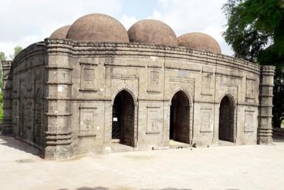 পোড়ামাটির নকশায় প্রকৃতি