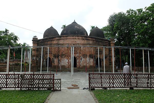মুসলিম ইমারত শৈলীর বাঙালি রীতি