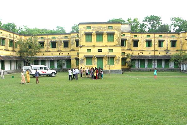 বরিশালের জমিদারবাড়ি ও গির্জা