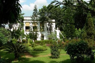 কিংবদন্তির ভাওয়াল রাজবাড়ি