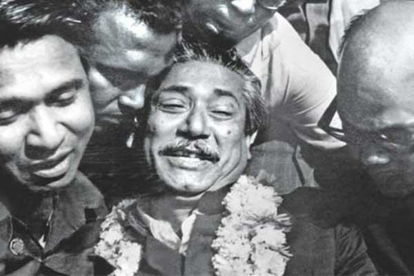 বিশ্ব গণমাধ্যমে স্বদেশ প্রত্যাবর্তন