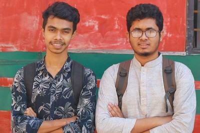দুই তরুণের ক্যাম্পাস রেডিও