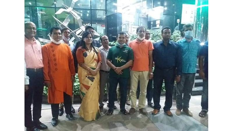 ইউএনওর বিদায় সংবর্ধনায় হোটেলে ভোজ, কনসার্ট
