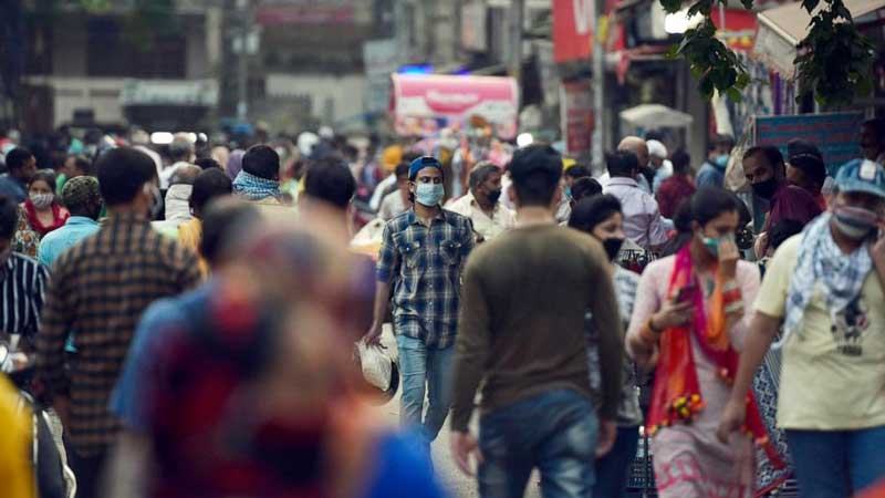 ভাইরাসের বিরুদ্ধে লড়াইয়ে এগিয়ে স্বাস্থ্যবিধি কম মানা দেশগুলো