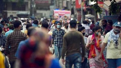 ভাইরাসের বিরুদ্ধে লড়াইয়ে এগিয়ে স্বাস্থ্যবিধি কম মানা দেশগুলো