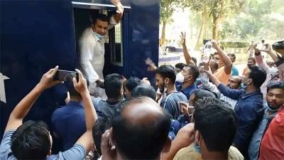 মাগুরায় ছাত্রদলের জেলা সভাপতি-সেক্রেটারিসহ ১৩ নেতাকর্মী জেলহাজতে