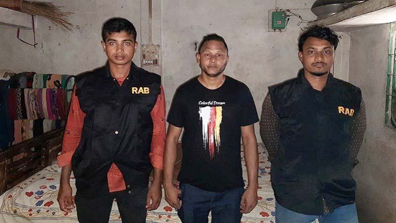 ক্রিকেটার সাকিবকে ফেসবুক লাইভে হুমকিদাতা গ্রেফতার