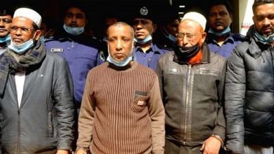 বগুড়ায় ৪ হোমিও ব্যবসায়ীকে দ্বিতীয় দফায় ৩ দিনের রিমান্ড