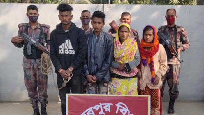 ঝিনাইদহে অবৈধভাবে সীমান্ত পার হওয়ার চেষ্টাকালে আটক ৪