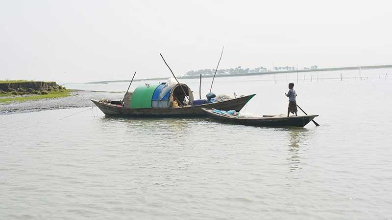 বিকল্প পথে বেড়েছে সময় ও খরচ