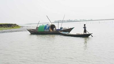 বিকল্প পথে বেড়েছে সময় ও খরচ