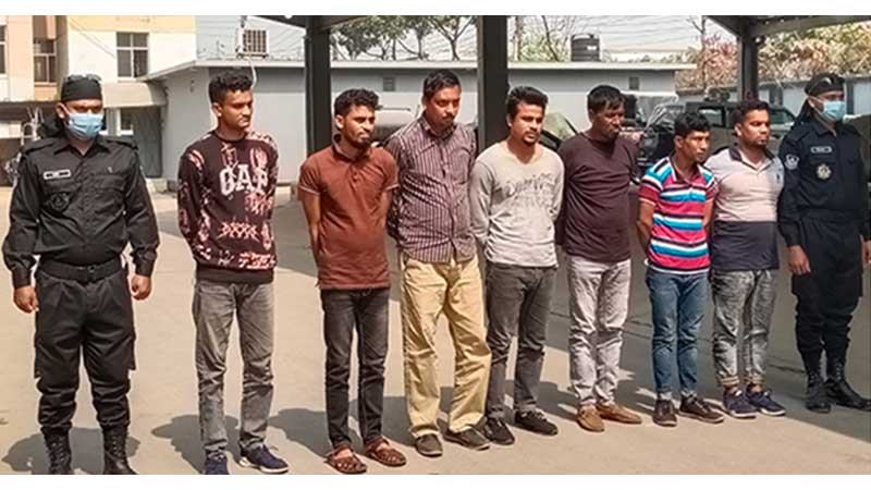 সিদ্ধিরগঞ্জে ডাকাত দলের ৭ সদস্য গ্রেফতার