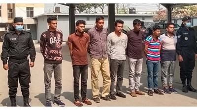 সিদ্ধিরগঞ্জে ডাকাত দলের ৭ সদস্য গ্রেফতার